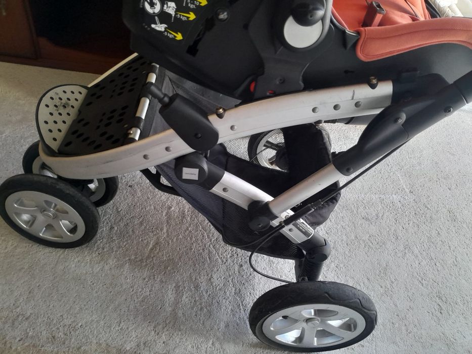 Carrinho bebe com acessorios