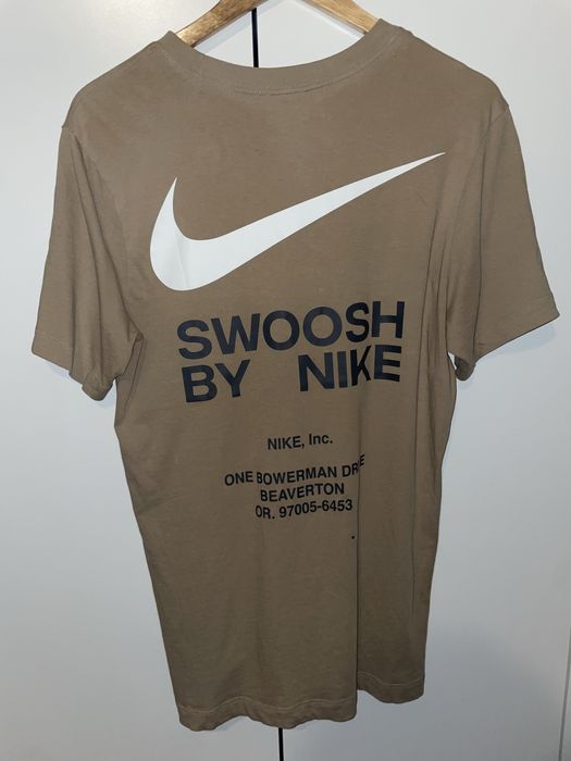 Thirt Nike, swoosh by Nike