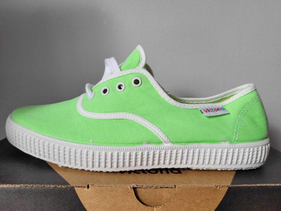 Buty tenisówki trampki Victoria NOWE kolor : VERDE rozmiar 41
