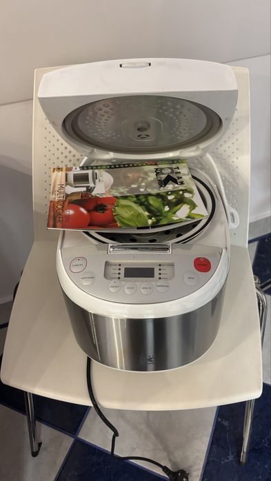 Multicooker karolik TKG MPC 1000
