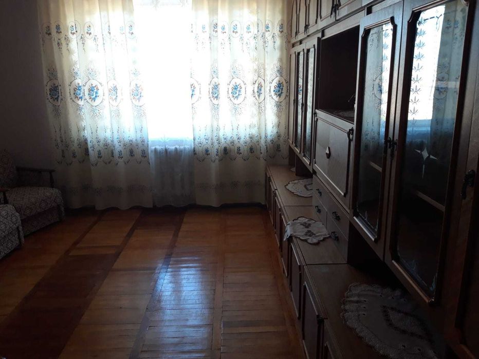 Продам  2- х кімнатну квартиру