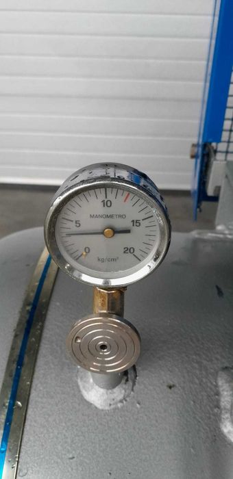 Kompresor tłokowy FASSI 500 L 2 sprężarki 10/25