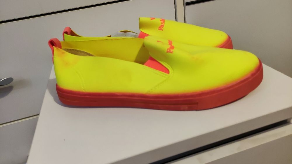 Trampki wsuwane neonowe roz 38, 39 oraz 40