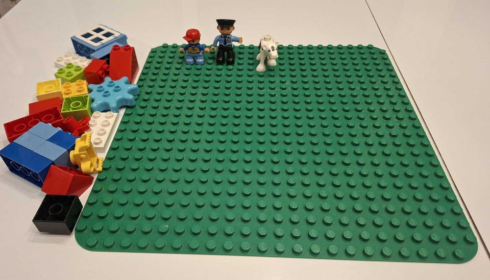 Lego Duplo 10980- zielona płyta konstrukcyjna 24x24 + GRATISY klocki