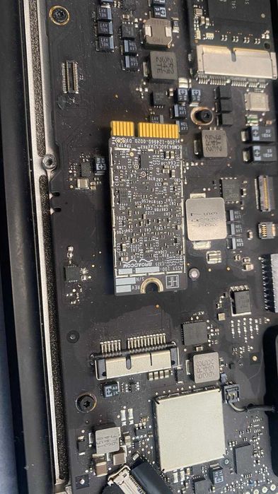 MacBook Air 13,3  - 2014 - Sem Disco - avariou e foi retirado