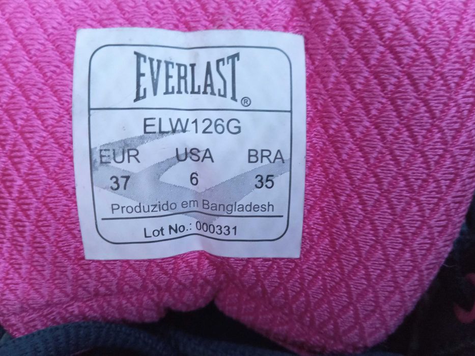 Продам детские кросcовки фирмы EVERLAST