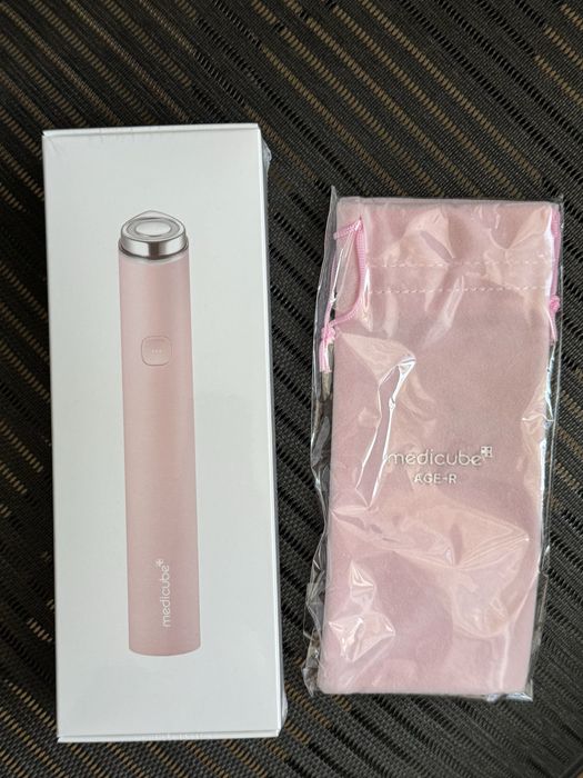 Міні-пристрій для догляду за шкірою Medicube age-r booster pro mini