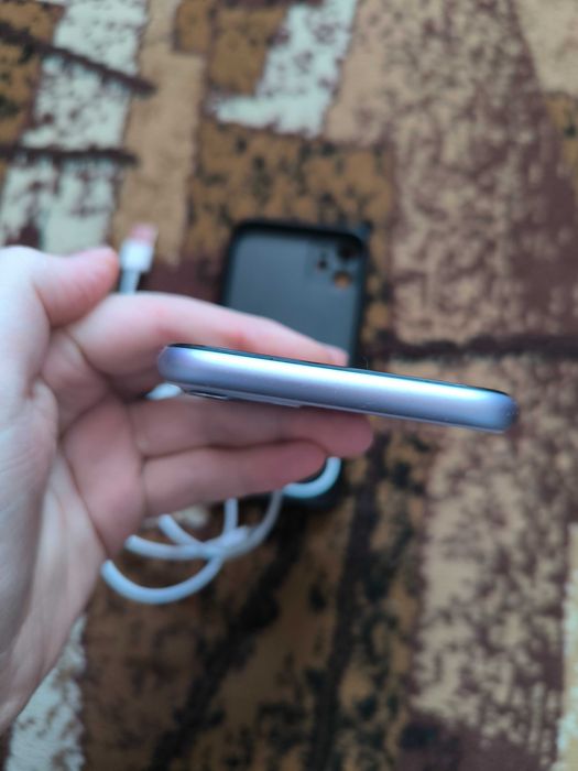 Apple iPhone 11 64 гб neverlock