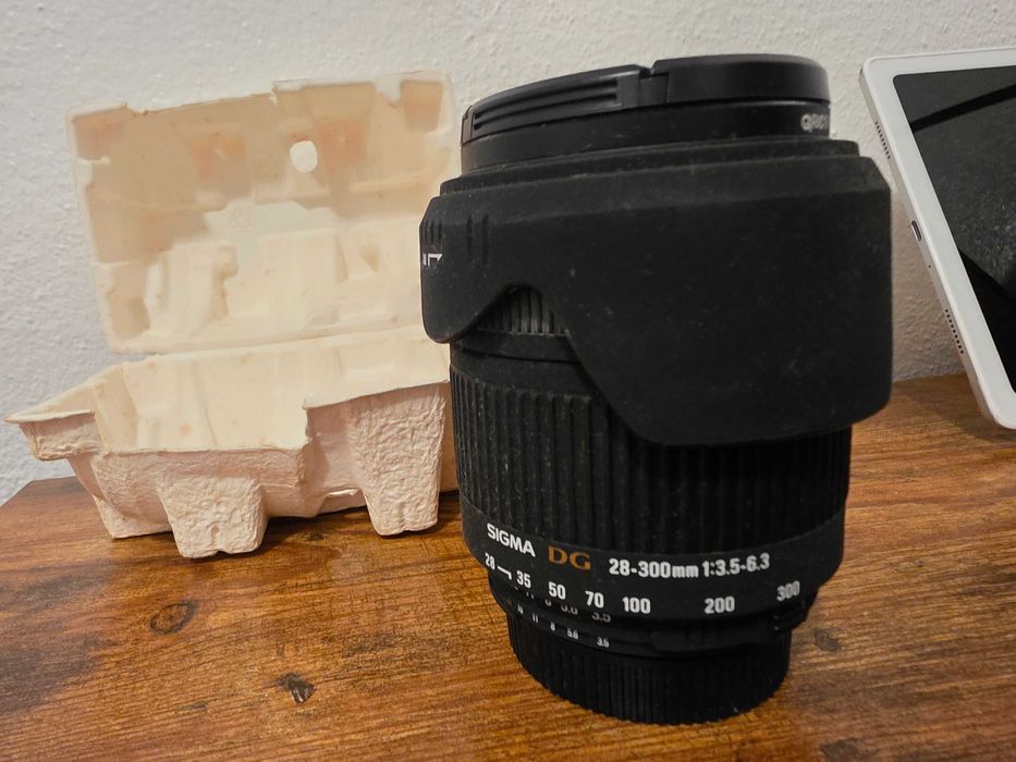 Lente Sigma 28-300mm DG Macro – Versátil p/ Viagem – Excelente Estado