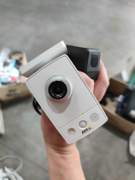 IP-камера Axis M1054