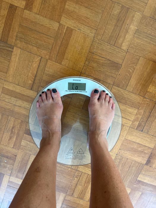 Balança  de casa de banho como nova a pilhas