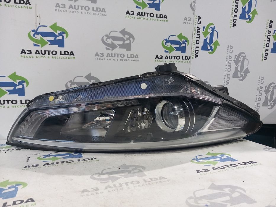 Ótica esquerda Hyundai Tucson