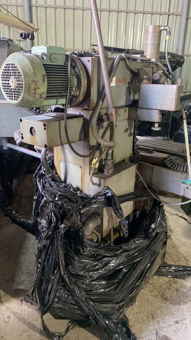 Фрезерний універсальний верстат 6720вф2  (1992р)