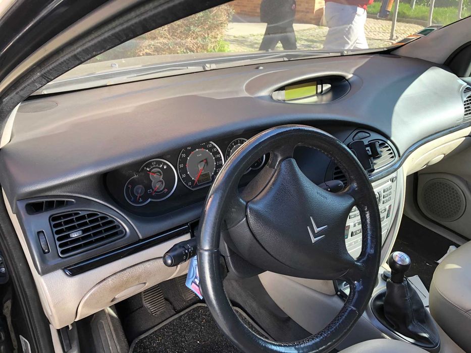 Citroën C5 Tourer 1.6HD Executive — photo 2
