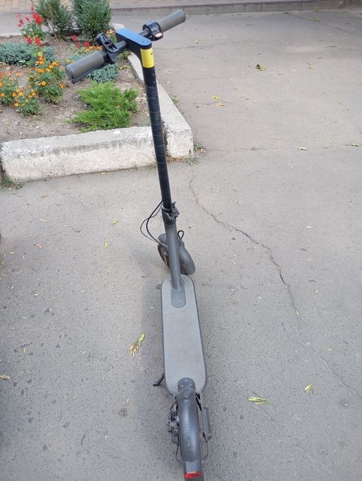 электросамокат, в гарному стані
