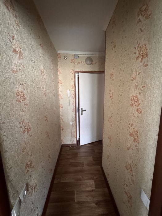 Квартира, метро Чернігівська. Оформлення 2%