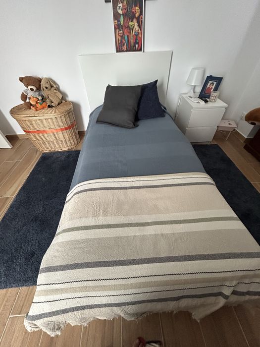 Cama de criança branca