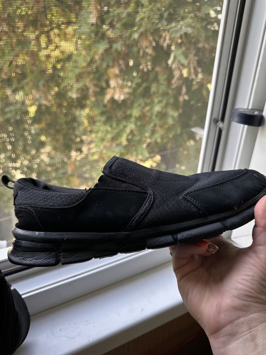 Продам макасини Slazenger розмір 45,5 устілка 29,5
