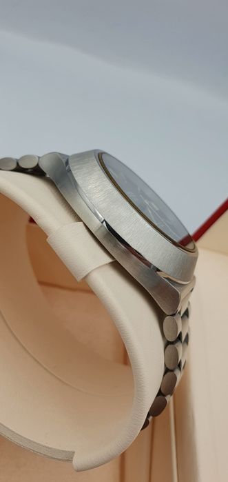 Vintage Omega Seamaster Electronic f300 Hz Chronometer - kamerton