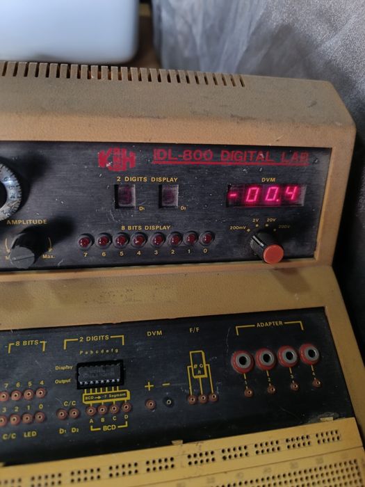dispositivo bancada de testes  circuitos eléctronicos