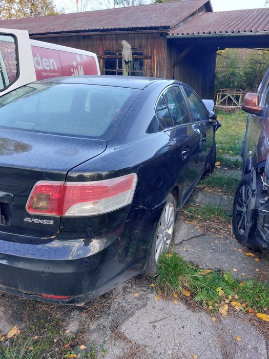 Toyota  Avensis 3500