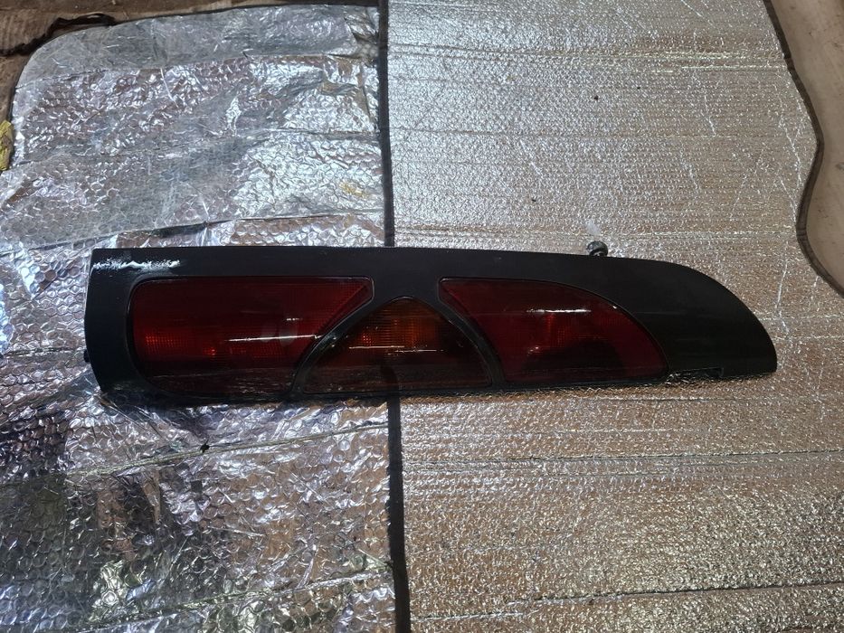 PEÇA: Farolin tras esq° Renault Kangoo Original