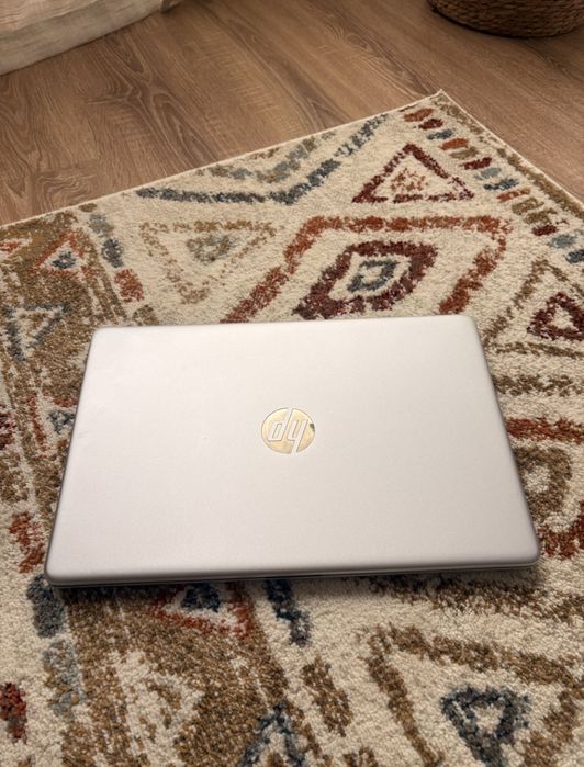 Vendo portáteis lenovo e hp