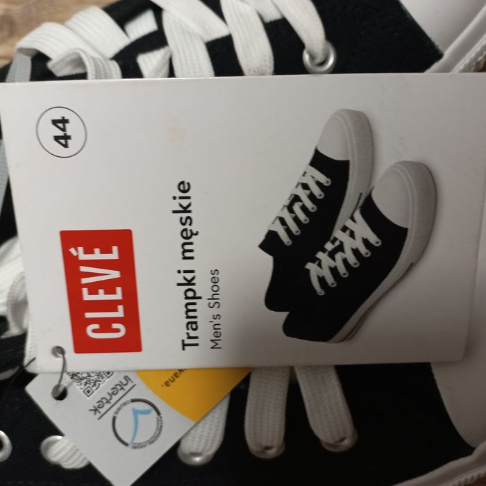 Nowe trampki  męskie-44