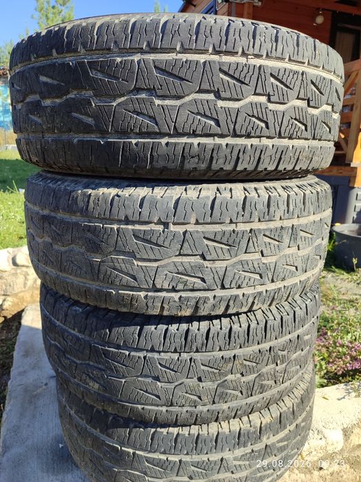 Bridgestone Duller AT001