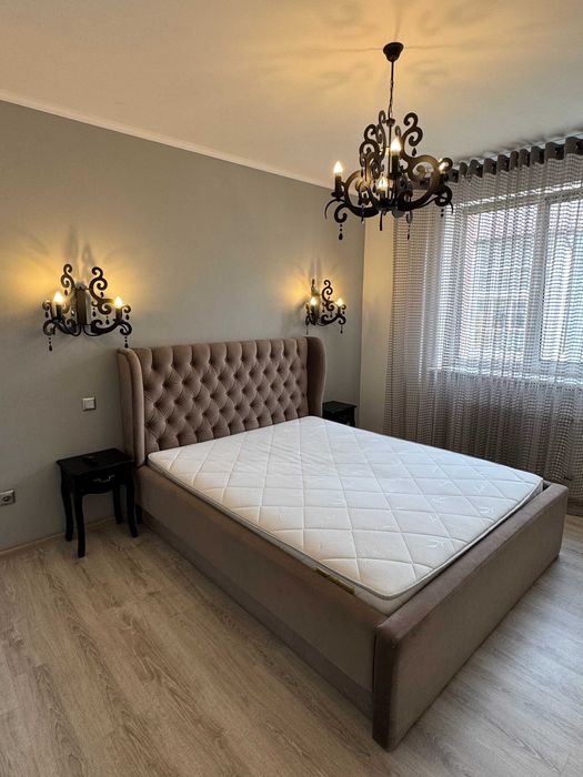 Продаж 2-к квартири з балконом та окремими кімнатами