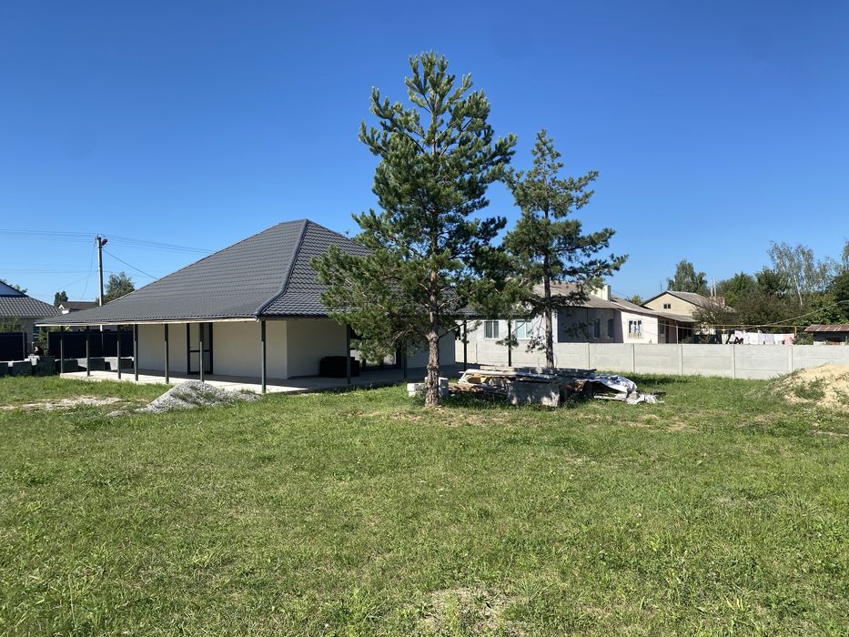 Терміново продам новий будинок смт.Брусилів 70км.Києва