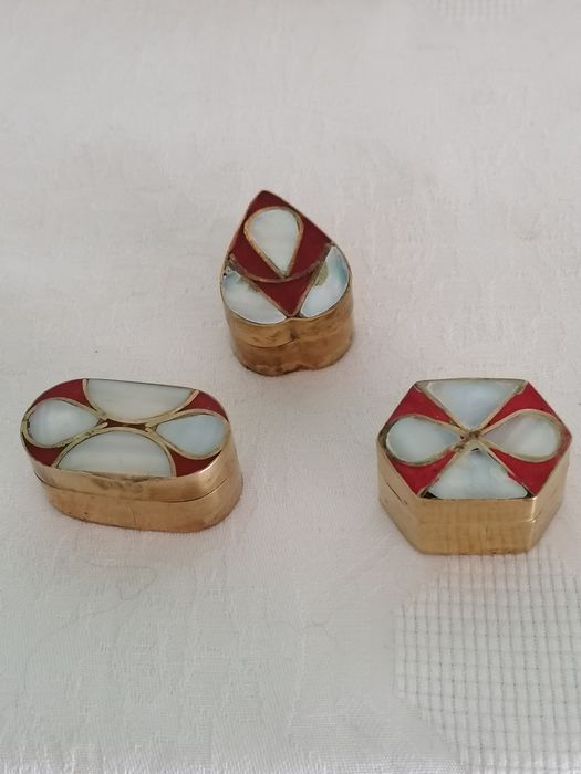 Caixinhas antigas latao