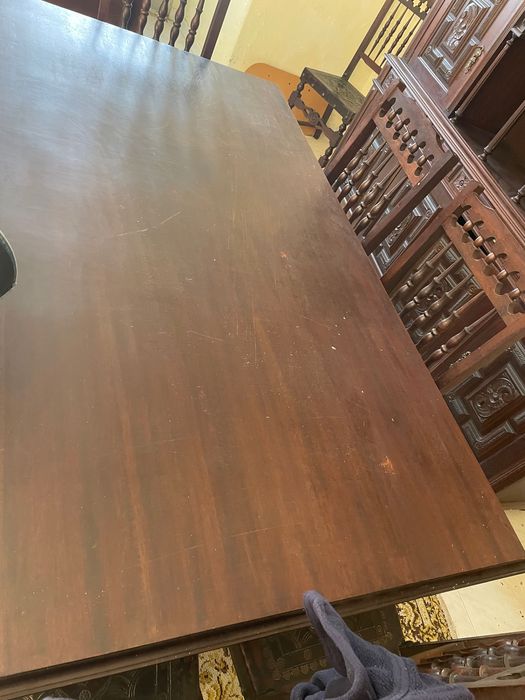 Mesa grande c/ cadeiras