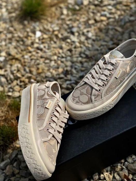 Оригінальні кеди Coach