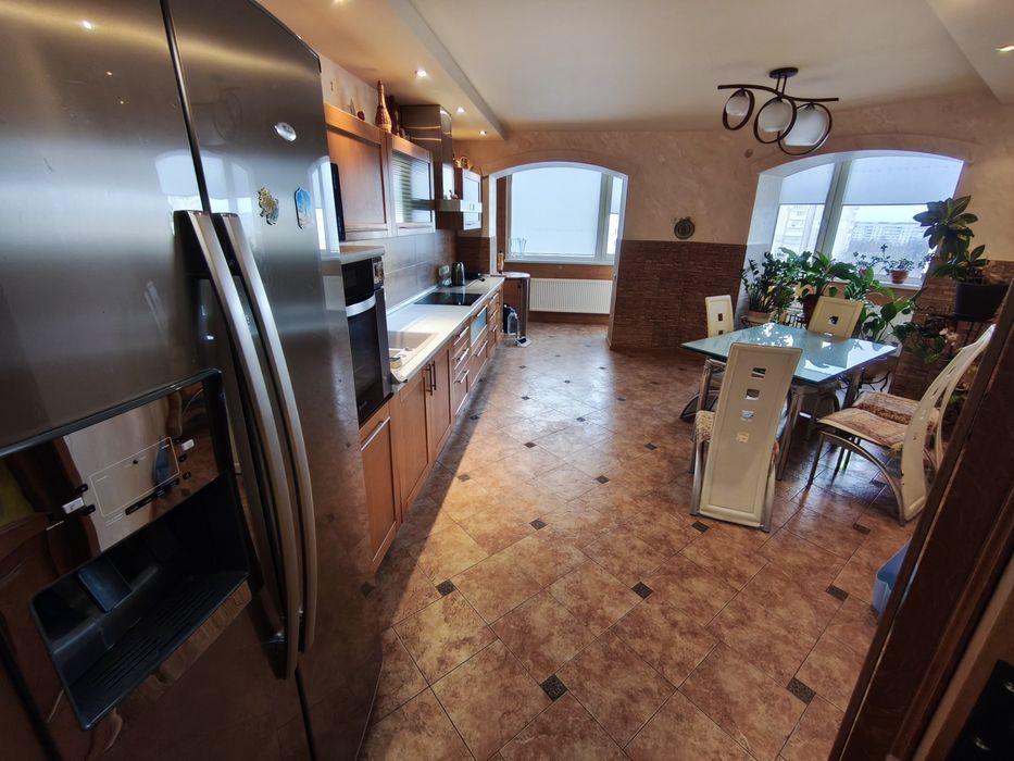 Оренда 3 кімнатна квартира на бульварі Шевченка в місті Черкаси. 145м2