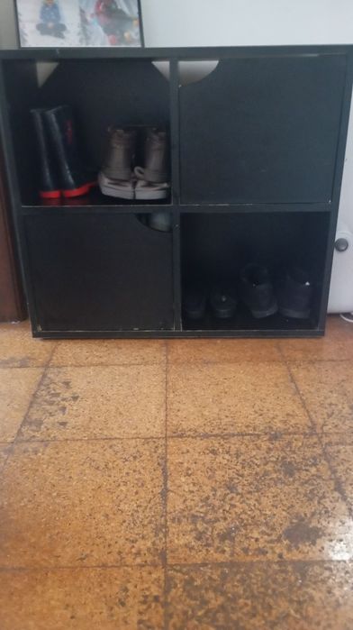 Móvel 4 cubos com portas