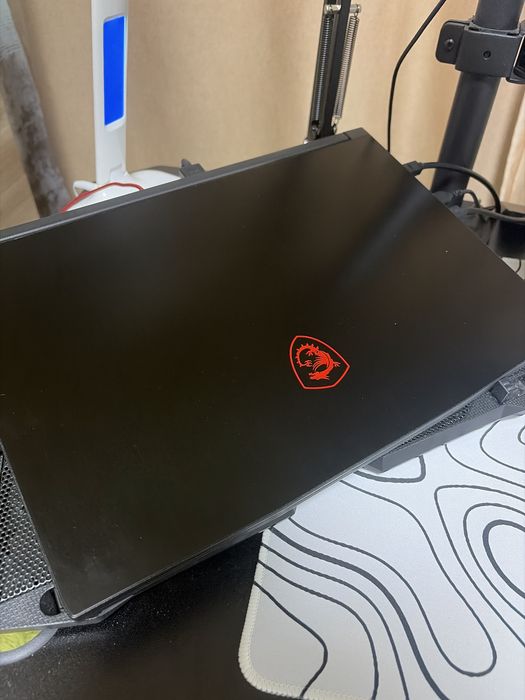 Ноутбук MSI GF63