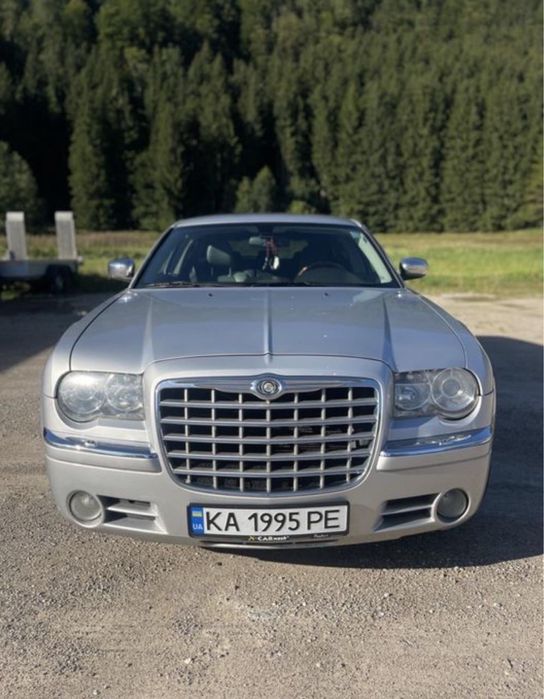 Авто Crysler 300c 5.7 HEMI Автомат, повна комплектація