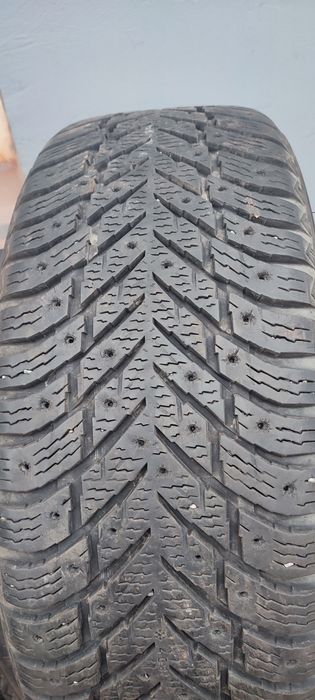 235/50R19 nokian TYRES HAKKAPELITTA 10