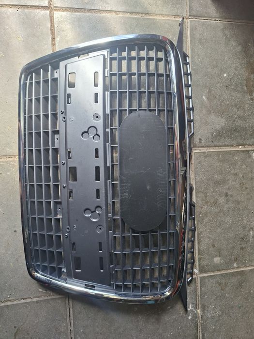 Grill przedni audi a3