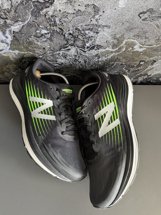 Кросівки чоловічі New Balance Synact 45.5р