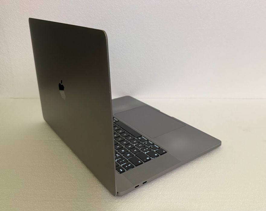 MacBook Pro 16” 2019 – i7 • 16GB RAM • 500GB SSD – Excelente estado