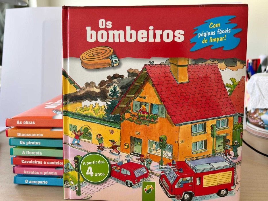 Coleção de 8 Livros Temáticos