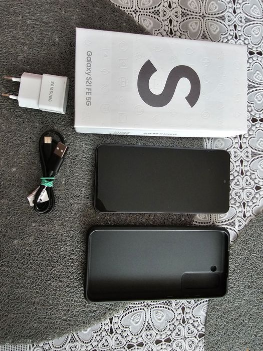 Samsung s 21 FE stan bdb