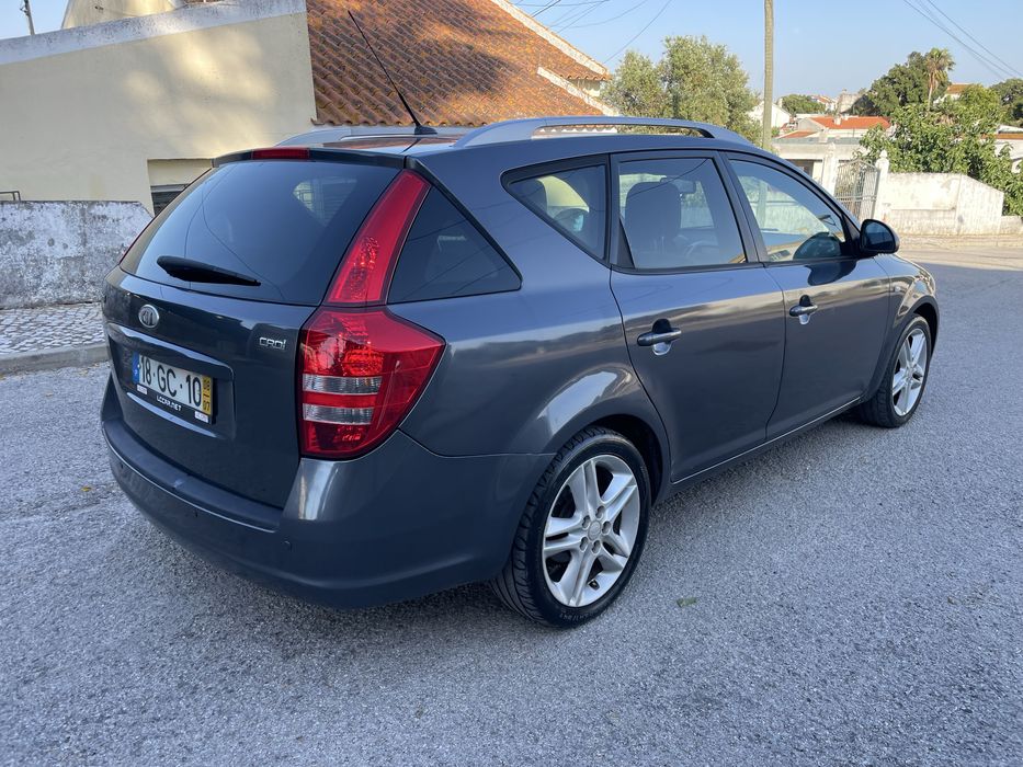 Kia Ceed SW 1.6 CRDi Otimo Estado 214000 kms