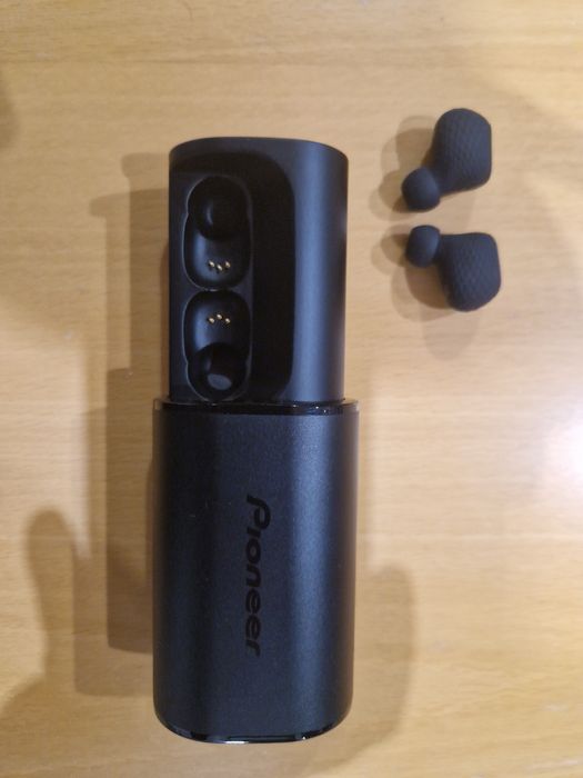 Навушники PIONEER SE-C8TW Black нові оригінал