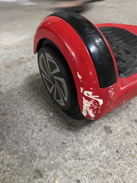 Hoverboard vermelho
