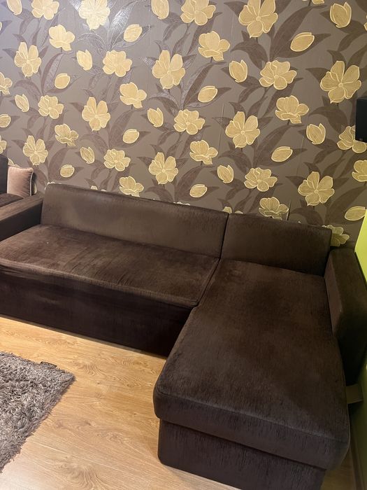 Narożnik, fotek i dwie pufy