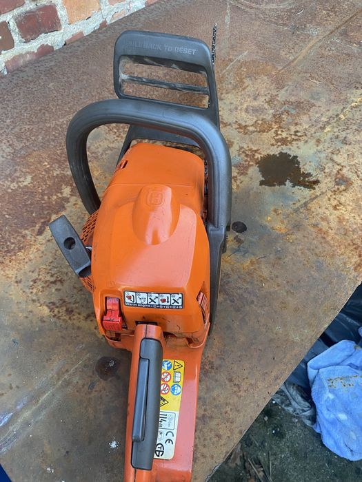 Husqvarna 440 piła spalinowa pilarka