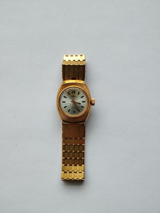 Часы женские "Чайка"